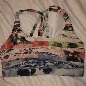 Lululemon cross back sports bra!